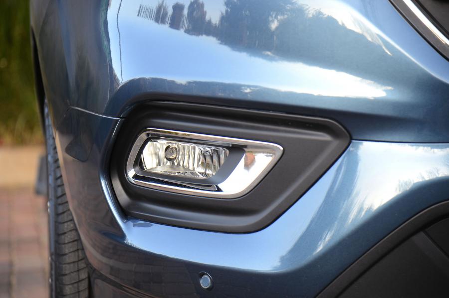 Детали экстерьера Ford Tourneo Custom Limited 2019 года  (ZA) (фото 25 из 40)